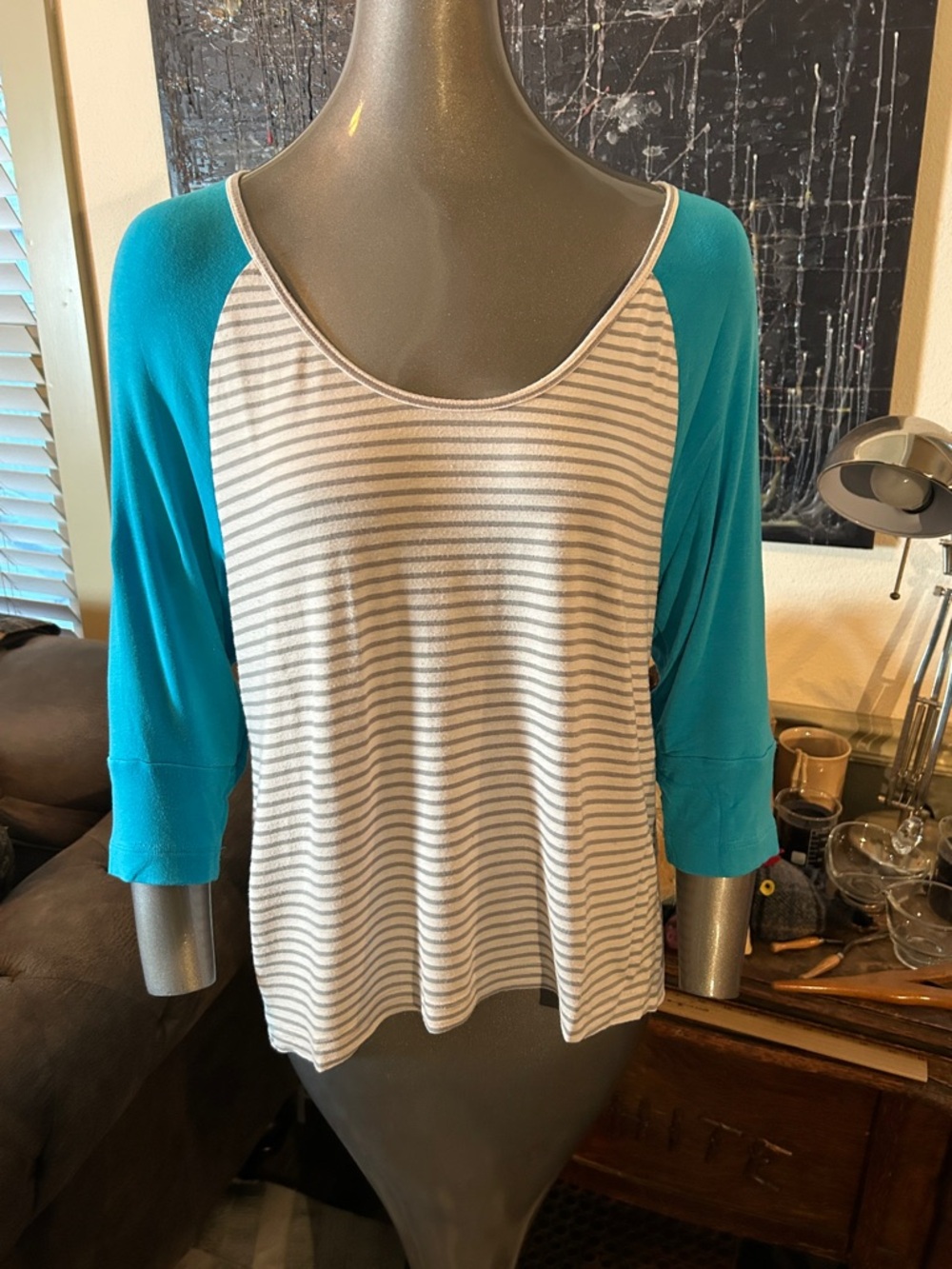 ROXY Striped 3/4 Sleeve Striped High Lo Top
